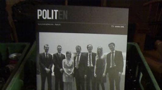 Polit’en fylder rundt