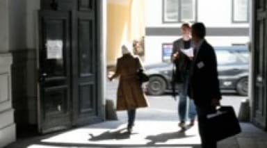 Skattelettelser giver mere vækst end offentlige investeringer